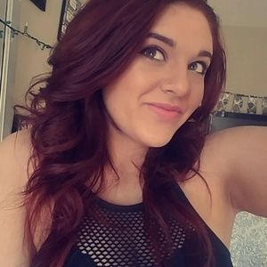 Meet your Posher, Rebekah